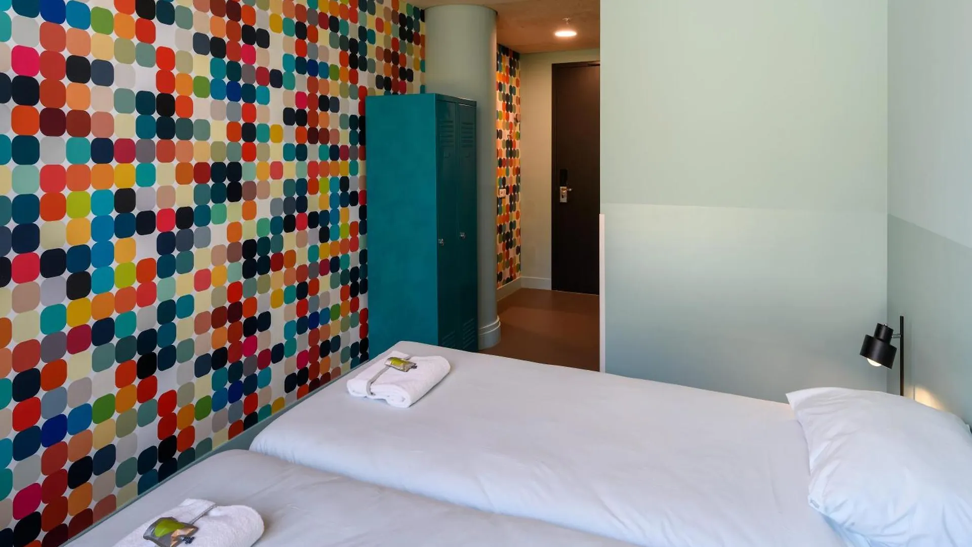 Stayokay Hostel Utrecht Centrum 0*,